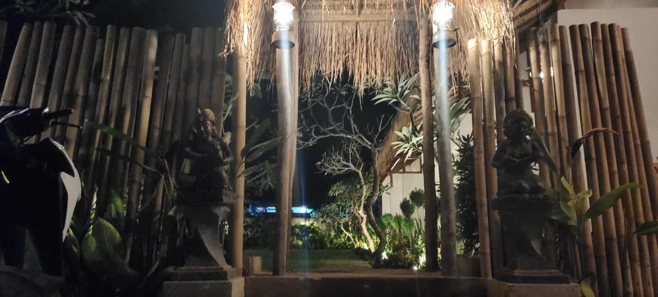 The Poetri Oka Batununggul Exterior foto